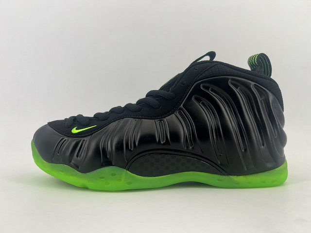 Nike Air Foamposite One 010