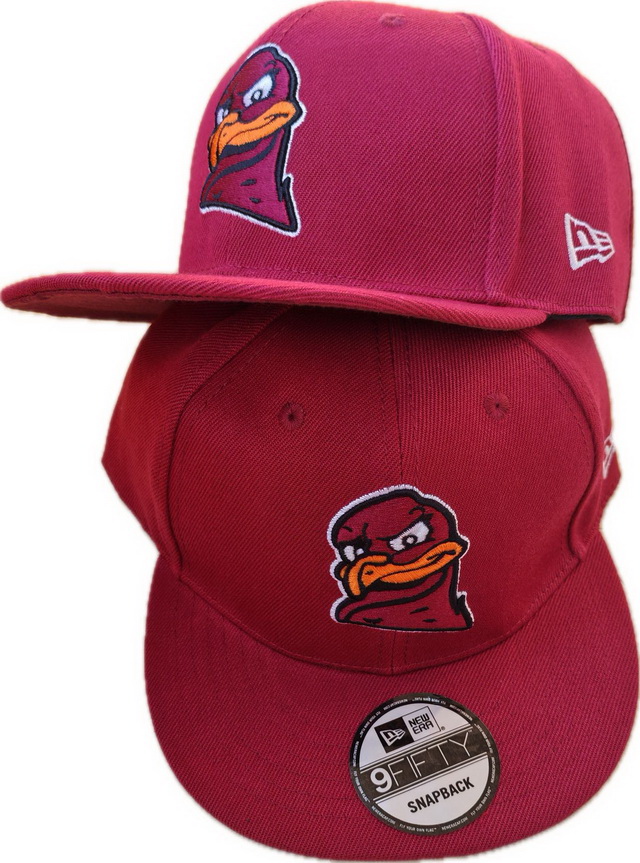 NCAA hats 002