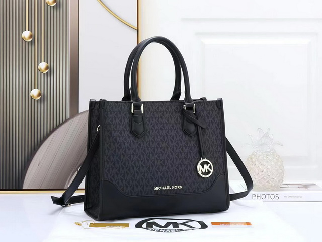 MichaeI Kors Handbags 090